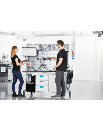 Learnline – Universal Laboratory Furniture